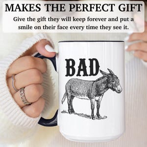 Bad A - mug amusant, mug sarcastique, cadeau amusant, cadeau sarcastique, cadeau pour homme et femme, mugs amusants, tasse à café amusante, APO016 image 7