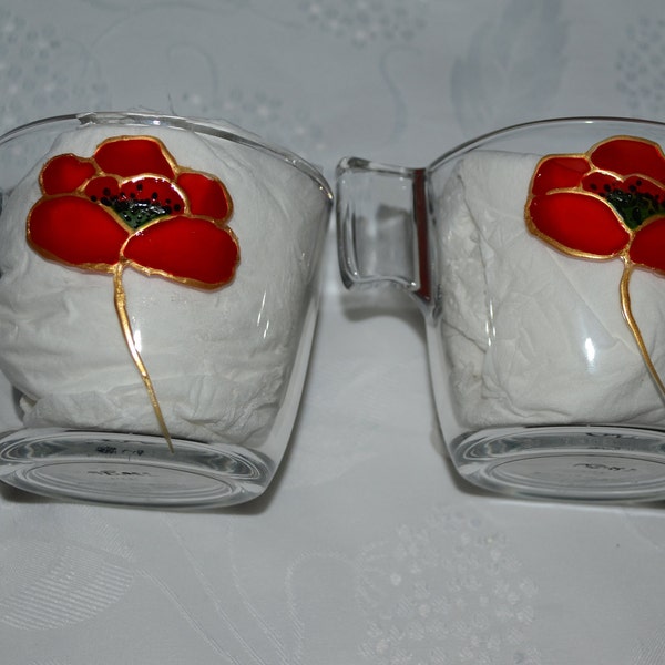 2 tasses à thé café en verre peintes coquelicots rouge et or etsy,mugs peints coquelicots,vaisselle coquelicots,tasses peintes art Français,