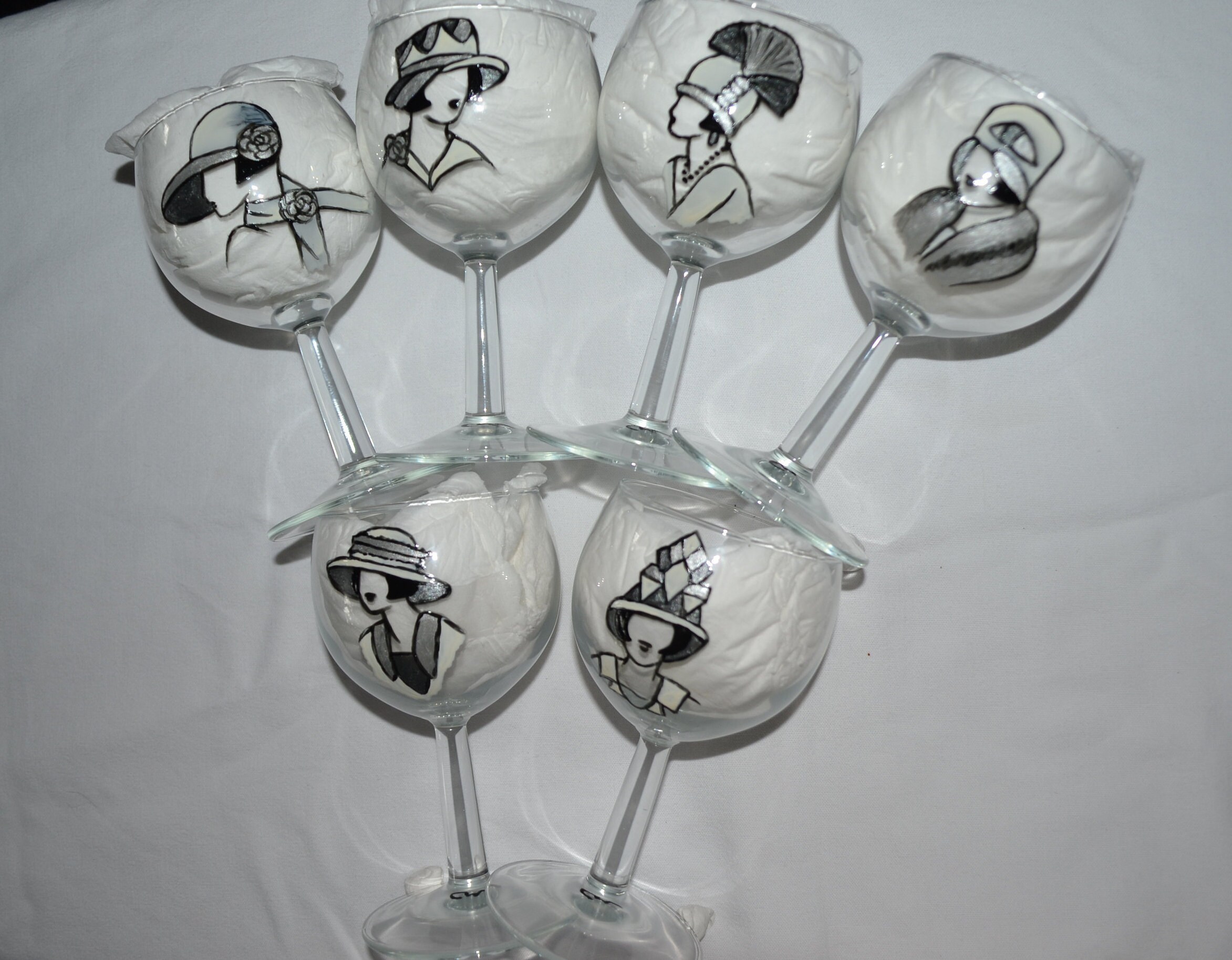 6 Verres Ballons Peints Femmes Rétro Aux Chapeaux Blancs Etsy, Verres Art Déco, Verres Chapeau Blanc