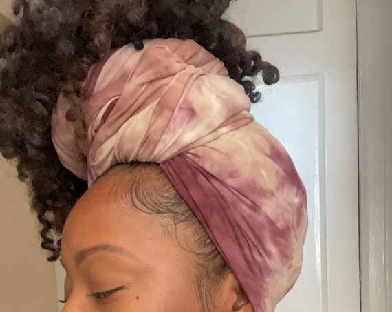 The “Burgundy/beige” tie dye wrap