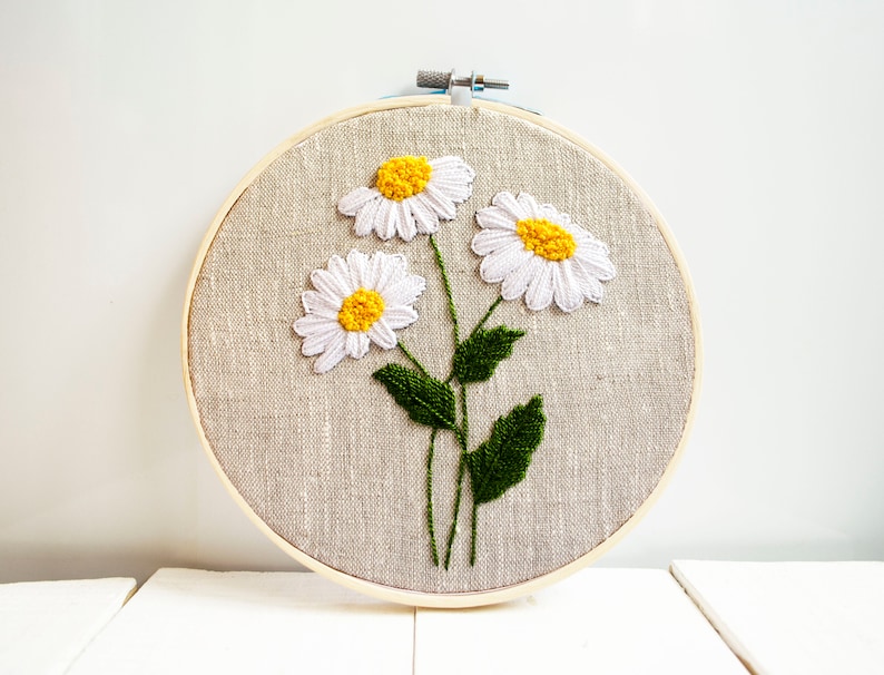 Daisy embroidery hoop art image 6