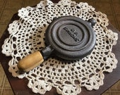 Waffle Iron Cast Iron Keen Kutter E.G. Simmons Salesmen Sampler Rare