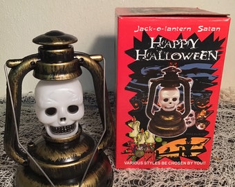 Halloween Skull Lantern Sorcery Light Plastic Blow Mold Rare MIB works