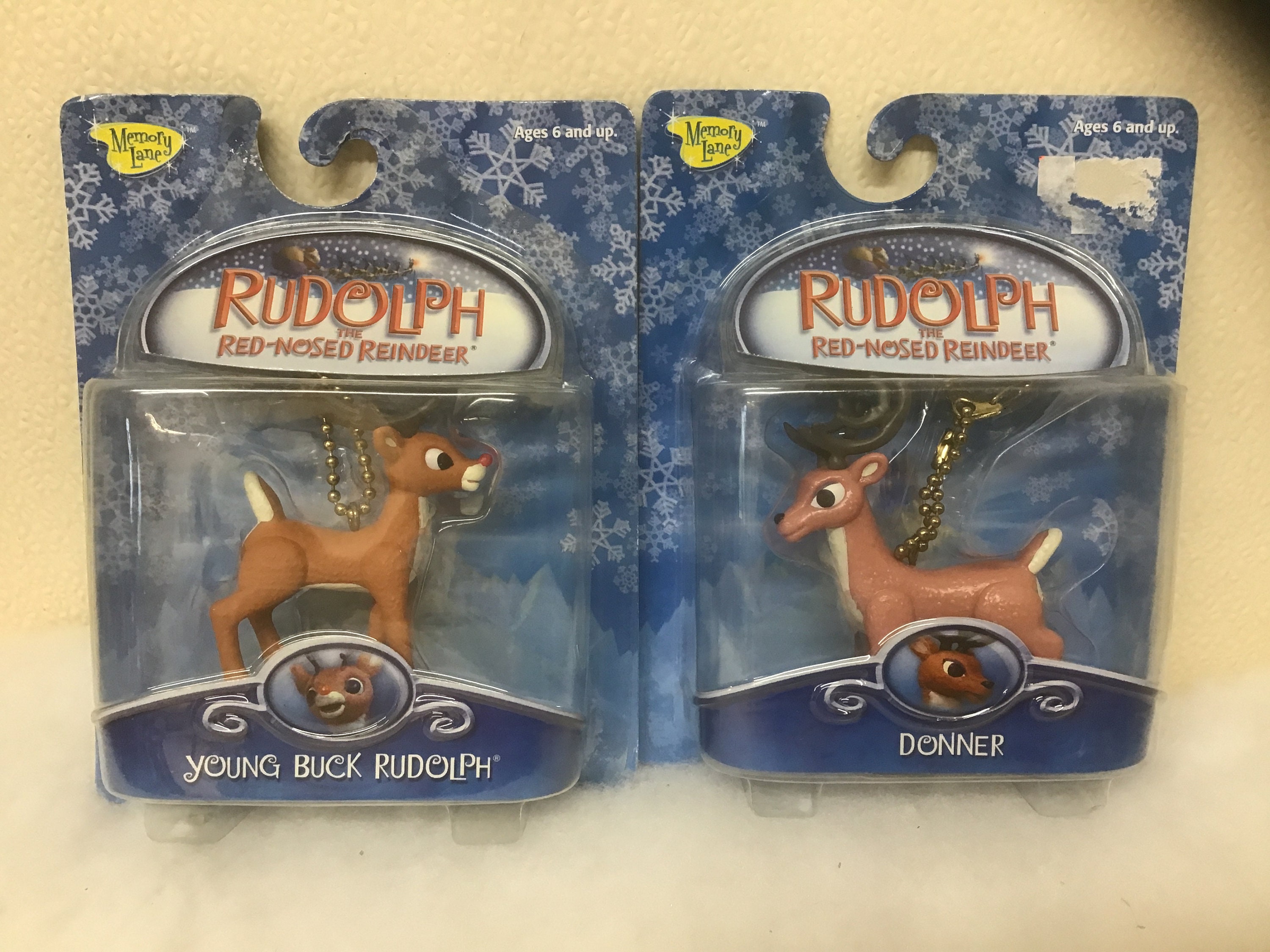Playing Mantis Rudolph Clip on Donner & Young Buck Rudolph Memory  display picture 1
