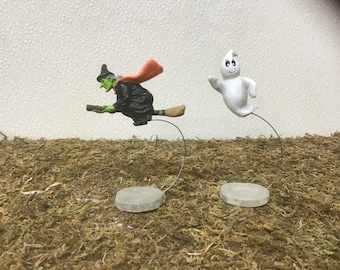 Lemax Spooky Town Flying Witch & Ghost Halloween Village Accessories