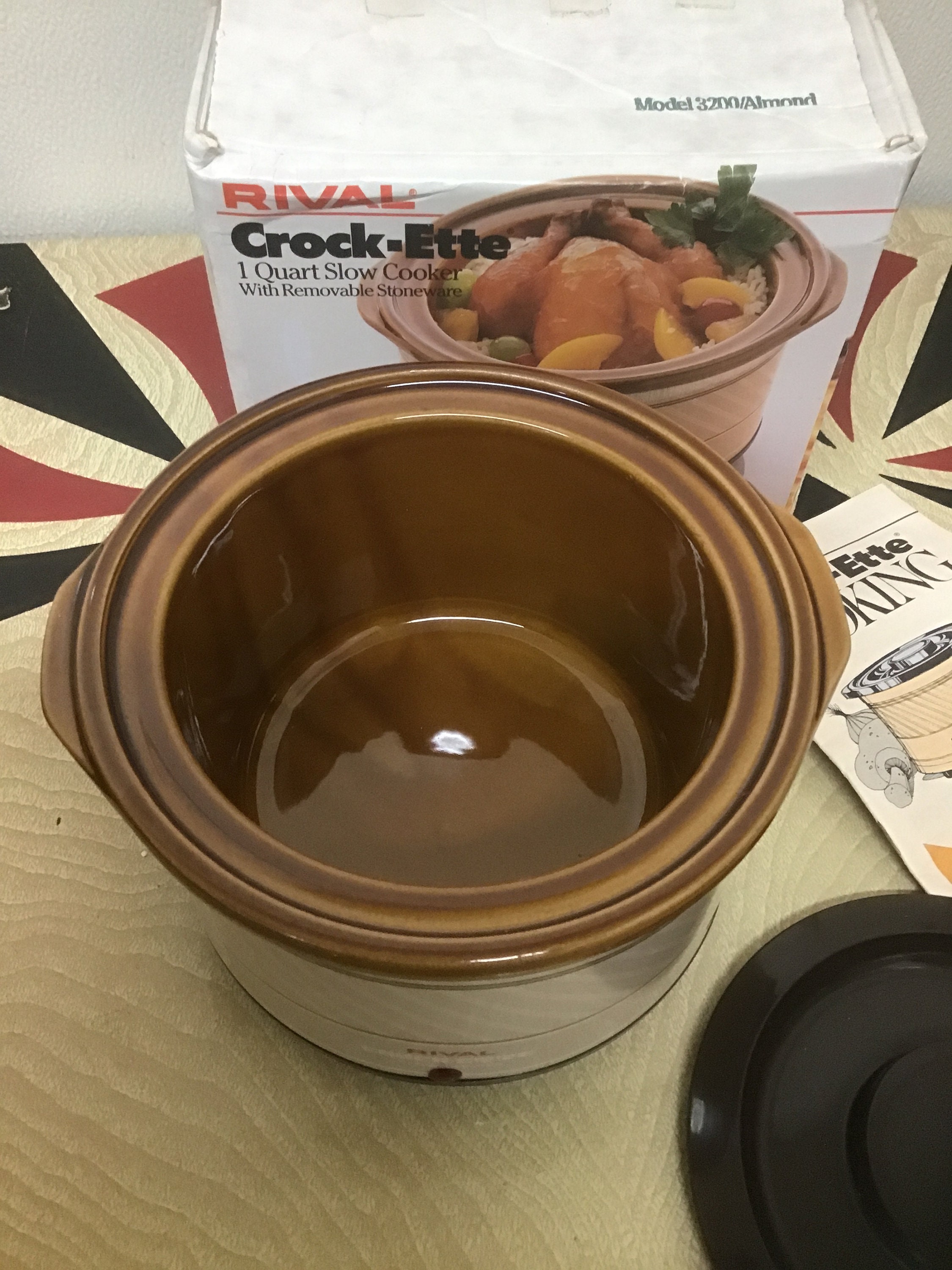 Rival Crock-Ette 1 Quart Slow Cooker Stoneware Mini Crock Pot Working