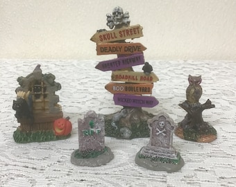 Lemax Spooky Town Halloween Village Accessories Lot