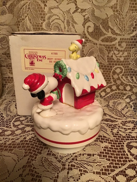 schmid スヌーピー 1986年 クリスマス ドッグハウス オルゴール schmid スヌーピー 1986年 クリスマス ドッグハウス オルゴール schmid