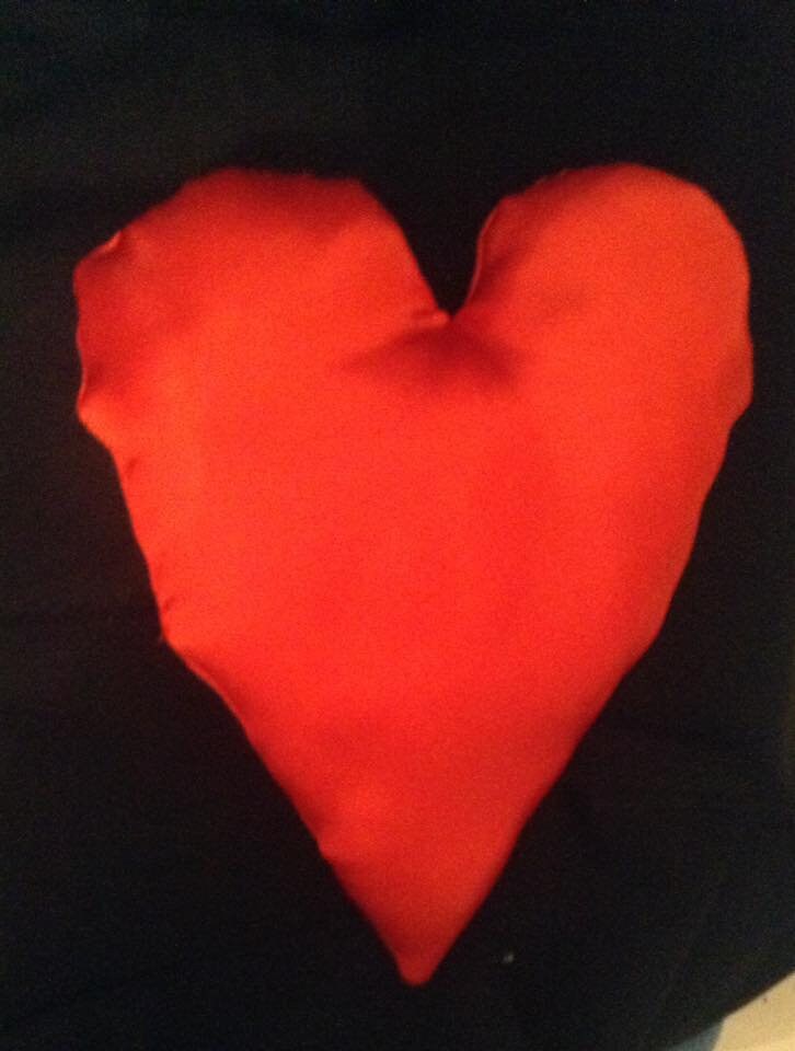 Coussin Coeur en Satin 30 cm