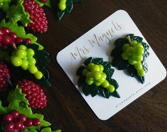Green Grapes Magnets - Set of 2 - Fridge Magnets - Decorative Magnets - Cute Magnets - Food Magnets - Refrigerator Magnets - Kitchen Magnets