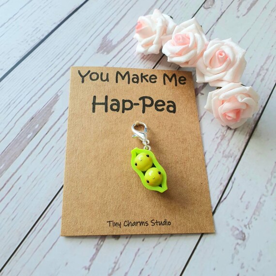 Two Peas In A Pod Keyring Collectable Keyrings Collectables Collectables Art