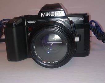 Minolta Maxxum 7000AF 35mm SLR Film Camera