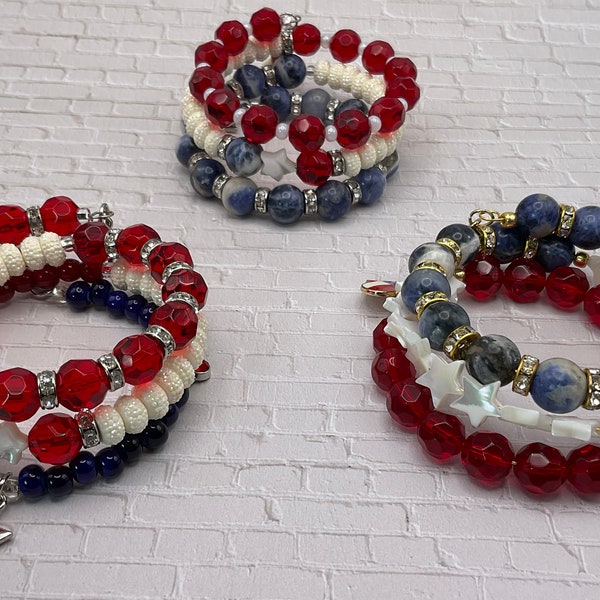 USA Patriotic Beaded memory wire bracelets, Red, White, Blue Silver Star bracelet. American memory wire cuff. US Patriotic 4th of July gift