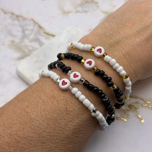 Valentine’s Day Red heart & black and white glass seed bead stretch bracelet. Stackable love beaded bracelet. Valentine’s Day gift for her