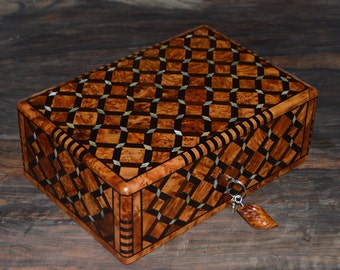 Luxury Jewelry Box ***FAST Shipping US *** Handcrafted from Extremely Rare Thuya Wood From Morocco " Tree of Life"