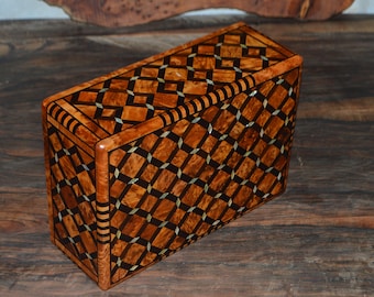 Handcrafted Thuya Wood Jewelry Box: Moroccan Mother of Pearl Inlay