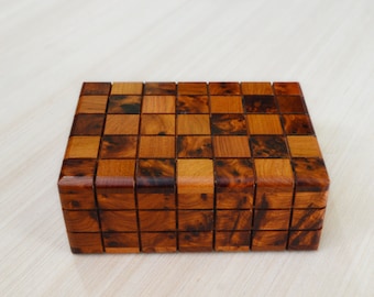 Joyero secreto de madera de tuya: caja rompecabezas con compartimentos ocultos