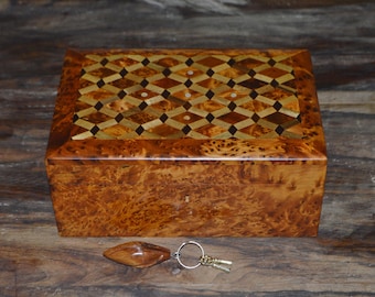 Thuya Wood Jewellery Box Inlaid With Mother Of Pearl Hand-made in Morocco