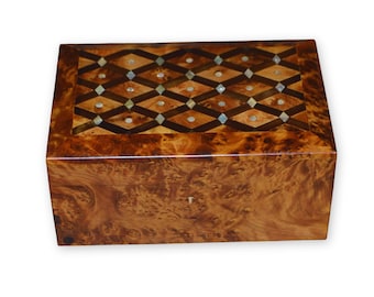 Thuya Burl Wooden Jewelry Box: Moroccan Hand-Carved Lockable Chest