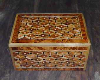 Thuya Wood Jewelry Box: Mother-of-Pearl Inlay, Hand-Carved Moroccan Storage