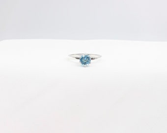 Blauer Topas Ring aus Sterlingsilber