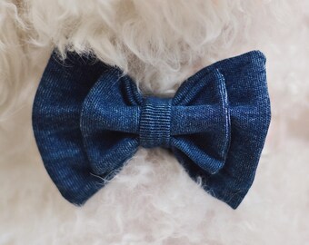 Denim Dog Bow Tie / Dog Bow Tie / Blue Dog Bow Tie / Spring Dog Bow Tie / Denim Bow Tie / Dog Accessories / Dog Bow Ties / Dog Bow / Puppy