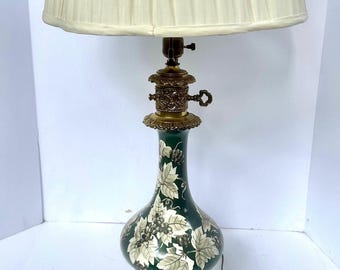 Vintage Green Ceramic Table Lamp: Hollywood Regency Grape Design, 20"