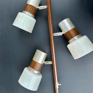 Vintage 1960s midcentury-modern floor lamp attributed to Gerald Thurston for Lightolier ~ silver and brown floor lamp with 3-way switch