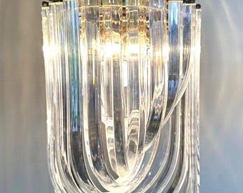 Vintage Lucite Ribbon flush-mount light: 1980s Modernist 8-Bulb Statement Light, 24” tall