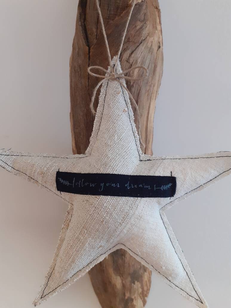 Étoile à Suspendre en Tissus Anciens