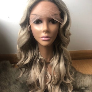 24” Ash BLonde body wavy lace front wig *NWT* ARRIVES NEW