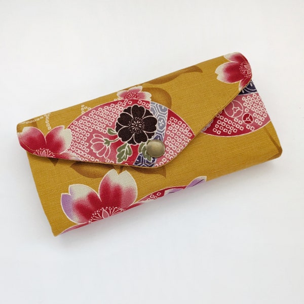 Cartera larga floral japonesa / Bola Temari de flores de cerezo / Amarillo mostaza