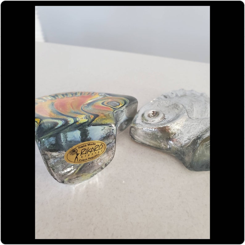 2 Rikaro crystal fishes