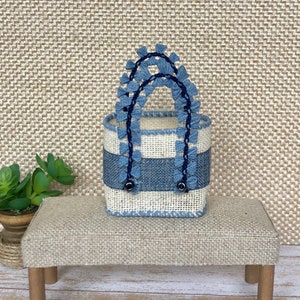 1:12 Scale Dollhouse Beach Bag, Miniature Tote Bag, Shopping Bag, Beach Accessories, Miniature Handbag, Miniature Purse, Room Box, Diorama