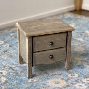 1:24 Scale Dollhouse Side Table, Half Scale Side Table, 1 24 Scale End Table, Half Scale End Table, Mini Bedside Table, Half Scale Furniture