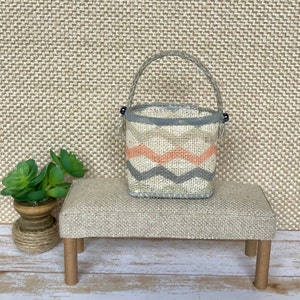 1:12 Scale Dollhouse Beach Bag, Miniature Tote Bag, Shopping Bag, Beach Accessories, Miniature Handbag, Miniature Purse, Room Box, Diorama