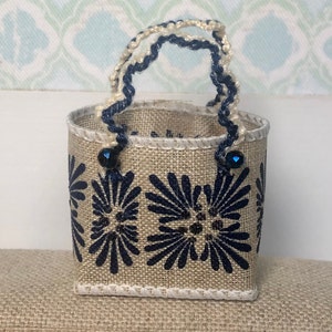 1:12 Scale Dollhouse Beach Bag, Miniature Tote Bag, Shopping Bag, Miniature Accessory, Miniature Handbag, Miniature Purse, Room Box, Diorama