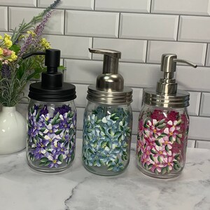 Spring Hydrangeas Soap pump, Hand Painted Floral soap dispenser, great Mother's Day gift, choose the top soap or foaming soap pump