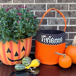 Trick or Treat Bag, Personalized Halloween Bag, Kids Halloween Bag, Monogram Halloween Bucket, Halloween Candy Bag, Halloween Bucket for Kid