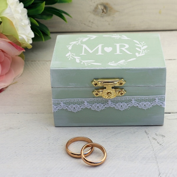 Monogrammed wedding ring bearer box for romantic wedding theme, personalized Wedding Ring pillow, woodland wedding ring box,