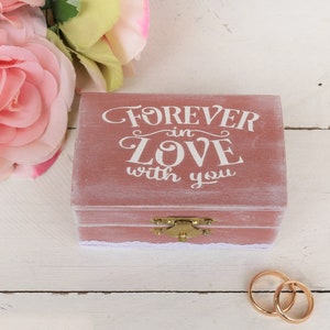 porta fedi in legno, scatola portafedi forever inlove wth you, cuscino fedi, cofanetto per le fedi, portafedi personalizzato, regalo sposi immagine 1