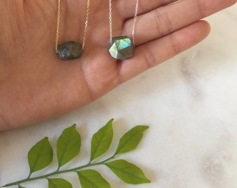 Labradorite stone pendant necklace | Labradorite jewelry | Labradorite necklace | gemstone layering necklace | moonstone