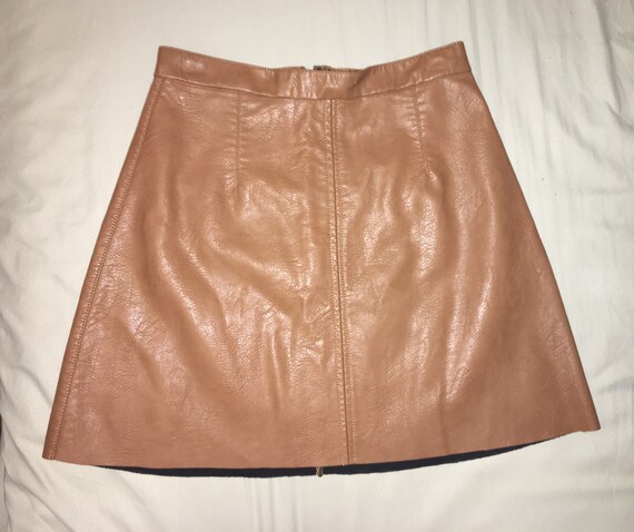 tan skirt a line