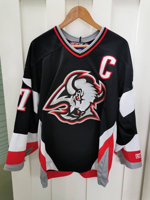 Vintage Michael Peca Buffalo Sabres CCM Jersey