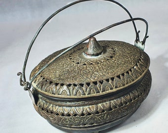 Objet de collection asiatique _ Ancien plateau de fruits de Bagan