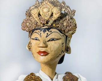 Balinesische Wayang Golek Holzpuppen Paar - Handgeschnitzte Bali Holz Puppen - Traditionelle Indonesische Volkskunst Dekor Geschenk