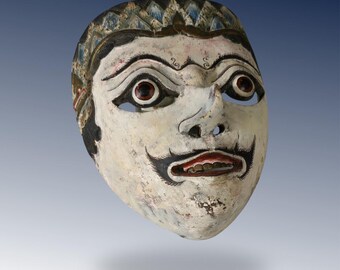 Handcrafted Javanese Mask | Vintage Indonesian Cultural Artifact