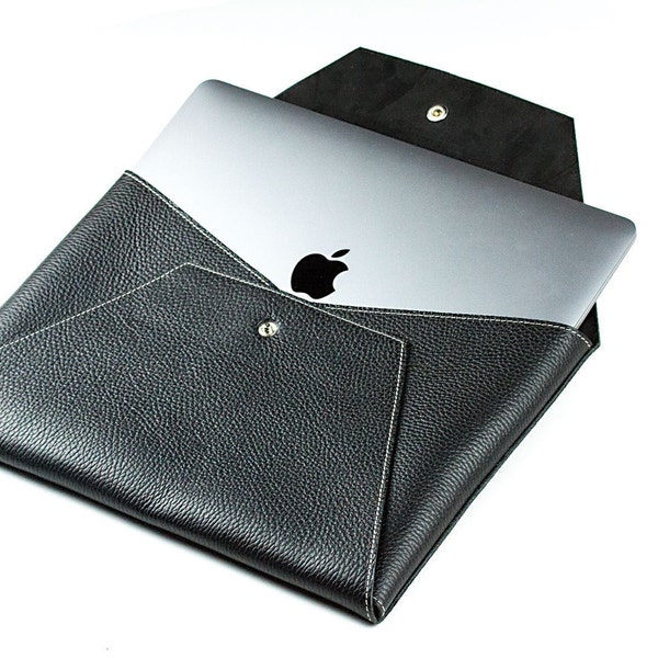Universal Laptoptasche kompatibel mit MacBook Air & Pro bis 13 Zoll mit oder ohne Zubehör Tasche Soft Grain Leder Schwarz, Laptop Hülle