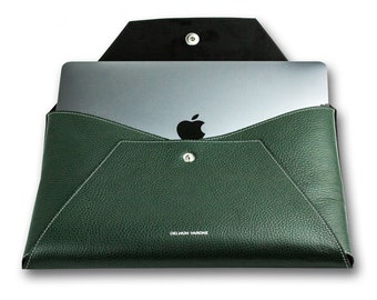 Universele laptophoes compatibel met MacBook Air & Pro tot 13 inch met of zonder accessoiretas, laptoptas van zacht generfd leer groen