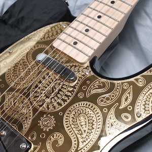 Telecaster Pickguard with Paisley Pattern - Mirrored Gold